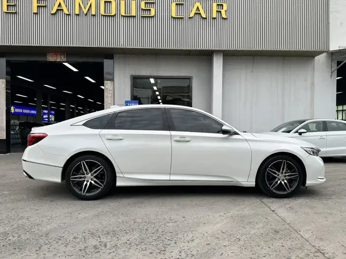 Honda INSPIRE 2022 Model 260TURBO Jingyue Edition – фото 7