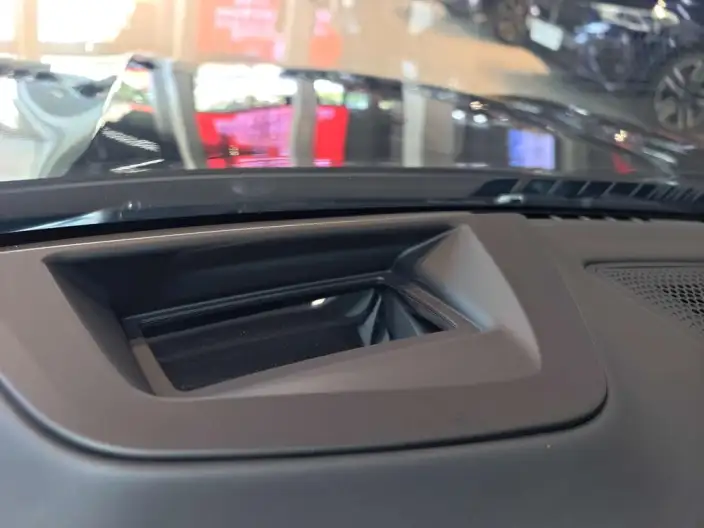 BMW X5 2023 Model xDrive40Li Exclusive Model M Sports Night Set – фото 8