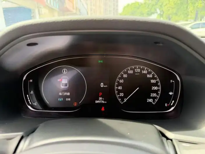 Honda Accord 2022 Model 260TURBO Deluxe Edition – фото 6