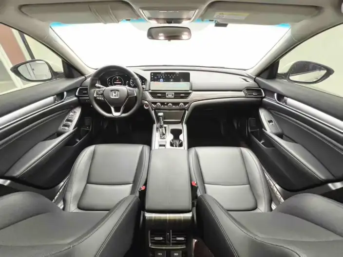 Honda Accord 2022 Model 260TURBO Deluxe Edition – фото 9