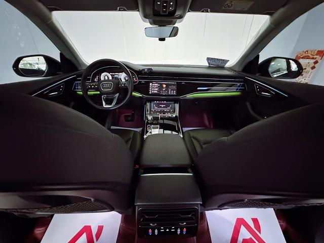 Audi Q8 Модель 2019 года 55 TFSI Luxury Dynamic – фото 9