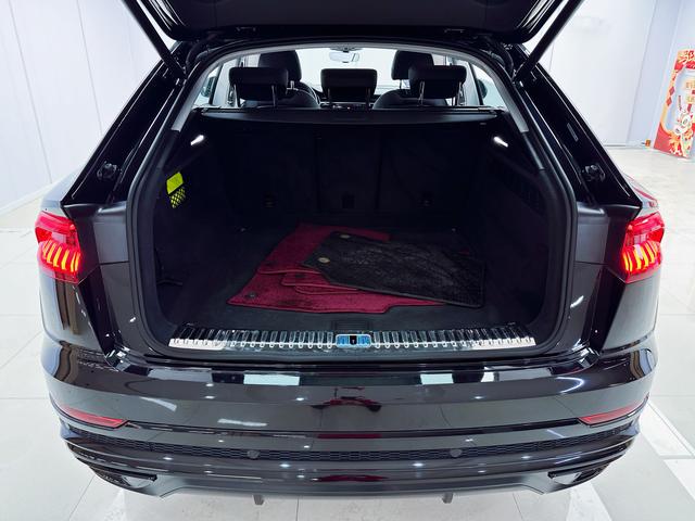 Audi Q8 Модель 2019 года 55 TFSI Luxury Dynamic – фото 10