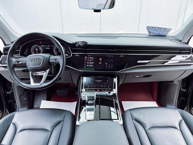 Audi Q8 Модель 2019 года 55 TFSI Luxury Dynamic – фото 11