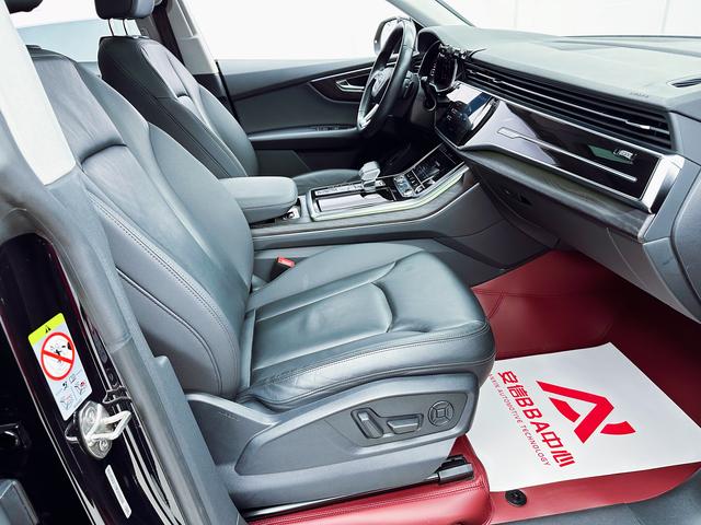 Audi Q8 Модель 2019 года 55 TFSI Luxury Dynamic – фото 15