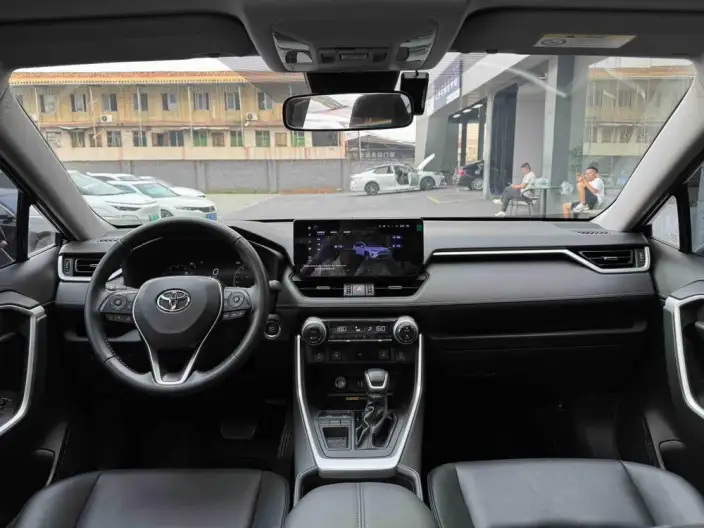 Toyota RAV4 2023 Model 2.0L CVT 2WD Fashion PLUS Edition – фото 7