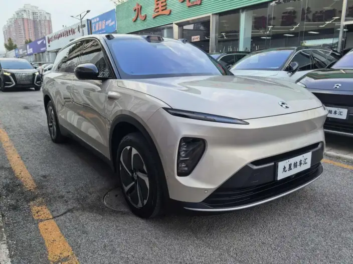 NIO ES8 2023 Model 75kWh Executive Edition