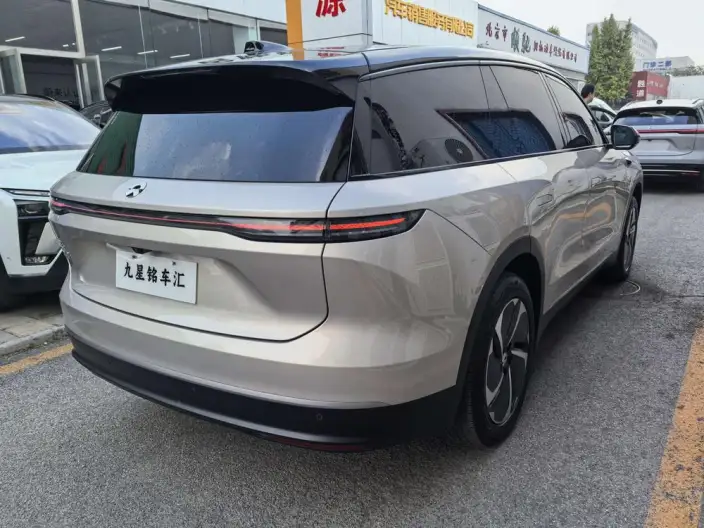 NIO ES8 2023 Model 75kWh Executive Edition – фото 6