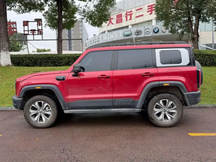 BAIC BJ40 2024 Model City Hunter Edition 2.0T Automatic 4WD Supreme Model