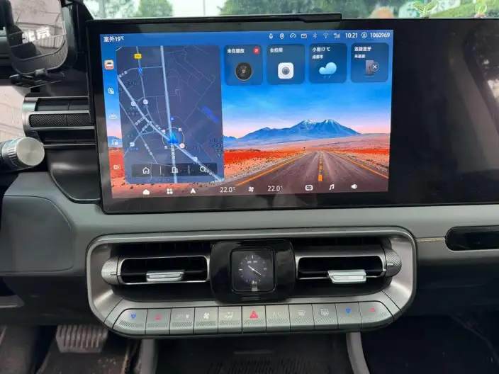 BAIC BJ40 2024 Model City Hunter Edition 2.0T Automatic 4WD Supreme Model – фото 8