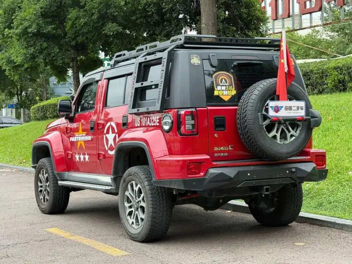 BAIC BJ40 2023 Model 2.0T Automatic 4WD City Hunter Edition Warrior Model