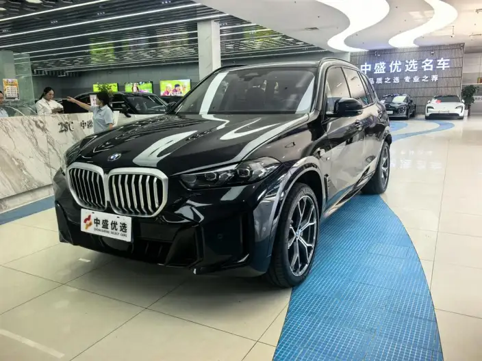 BMW X5 2026 Model xDrive30Li Exclusive Model M Sports Night Set