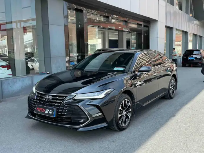 Toyota Avalon 2023 Model 2.0L CVT Deluxe Edition