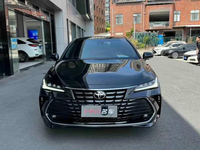 Toyota Avalon 2023 Model 2.0L CVT Deluxe Edition