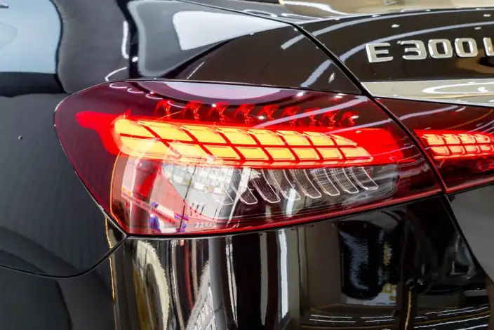 Mercedes-Benz E-Class 2022 Model Facelift E 300 L Luxury Model sedan – фото 10