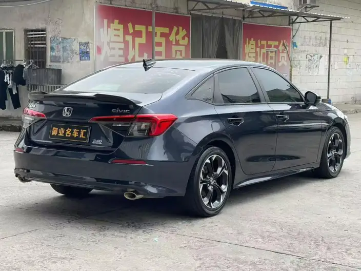 Honda Civic 2022 Model 240TURBO CVT Combustion Edition – фото 6