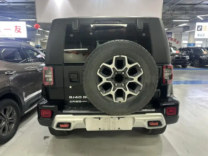 BAIC BJ40 2024 Model 2.0T Automatic 4WD Tribute to the 2020 Honor Edition – фото 5