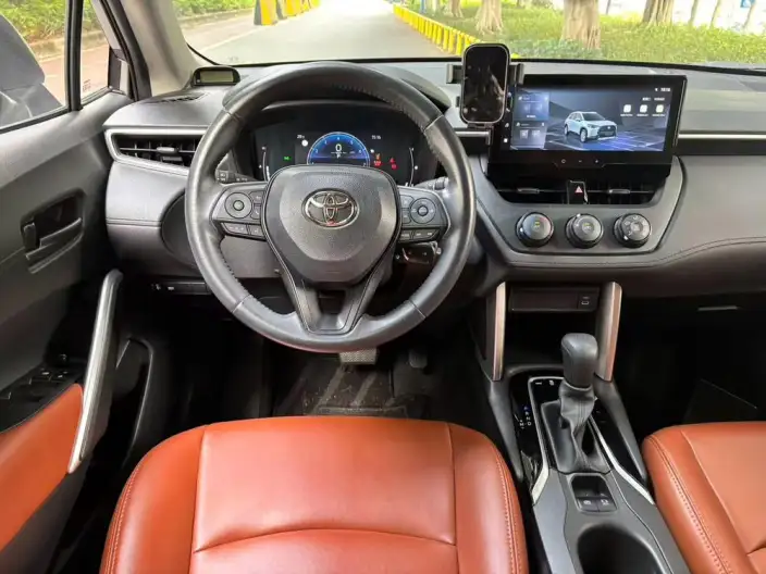 Toyota Corolla Cross 2023 Model 2.0L CVT Pioneer Edition – фото 8