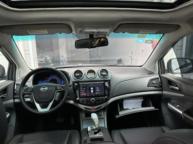 BYD S7 2015 2.0T Automatic Flagship – фото 9