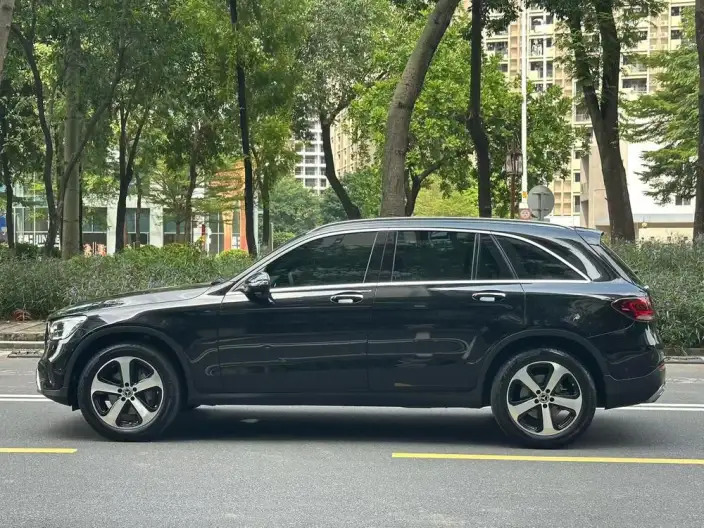 Mercedes-Benz GLC 2022 Model GLC 260 L 4MATIC Dynamic Model