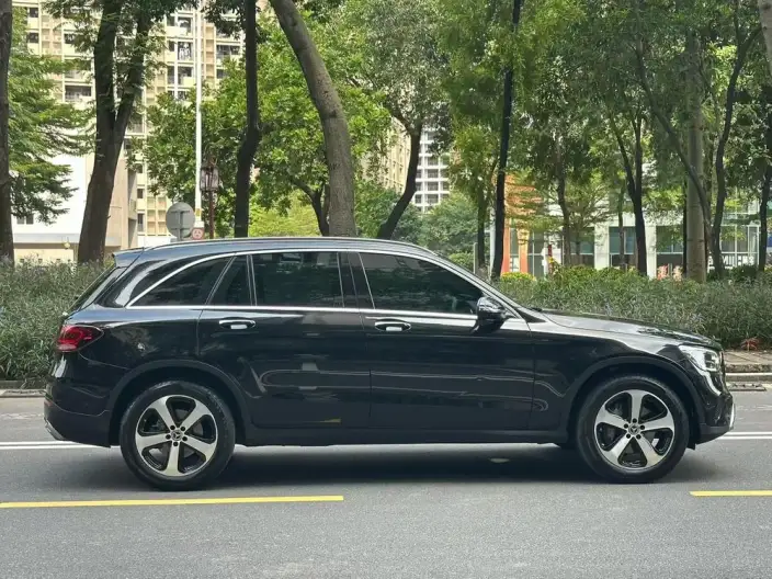 Mercedes-Benz GLC 2022 Model GLC 260 L 4MATIC Dynamic Model – фото 5