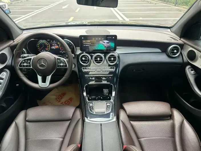 Mercedes-Benz GLC 2022 Model GLC 260 L 4MATIC Dynamic Model – фото 7
