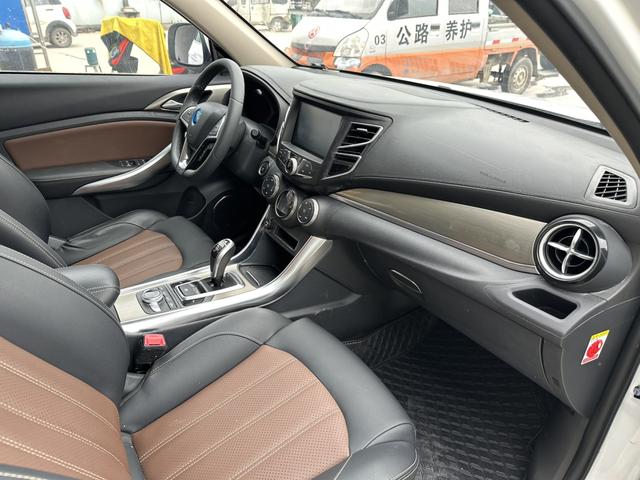 BYD Destroyer 05 2023 DM-i Champion 120KM Flagship – фото 9