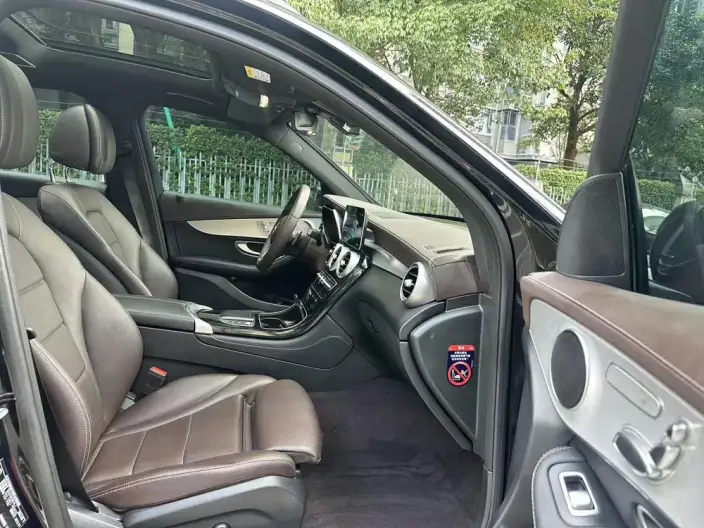 Mercedes-Benz GLC 2022 Model GLC 260 L 4MATIC Dynamic Model – фото 5