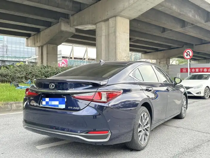 Lexus ES 2022 Model 200 Superior Edition – фото 5