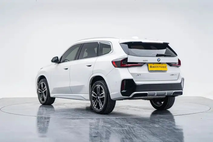 BMW X1 2026 Model sDrive25Li M Sports Set – фото 5