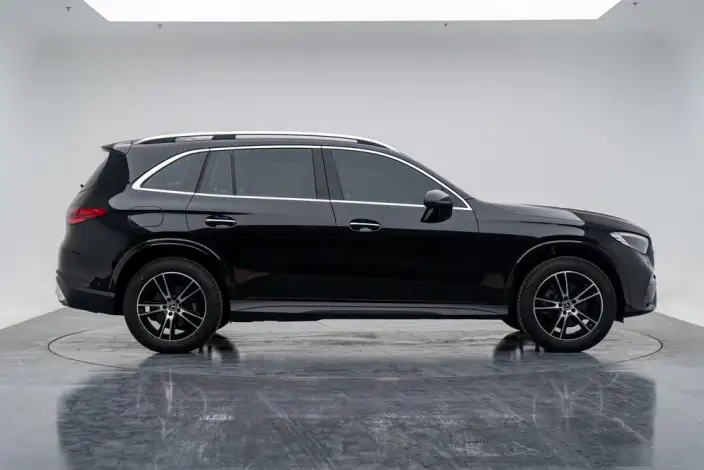 Mercedes-Benz GLC 2025 Model Facelift GLC 260 L 4MATIC Luxury Model 5 seat – фото 8