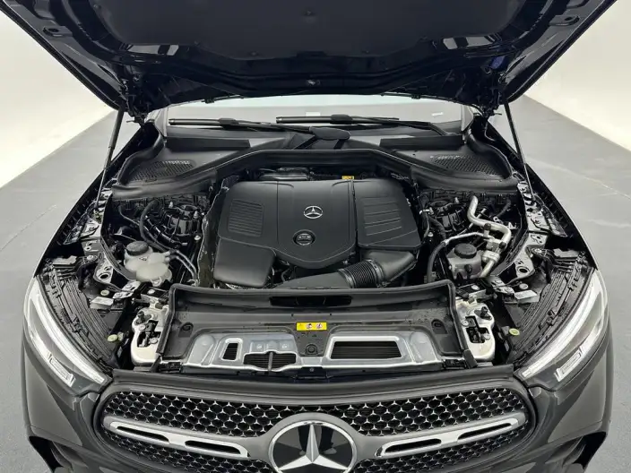 Mercedes-Benz GLC 2025 Model Facelift GLC 260 L 4MATIC Luxury Model 5 seat – фото 10