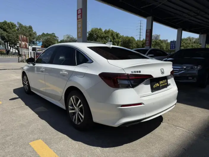 Honda Civic 2025 Model 240TURBO CVT Smart Fun Plus