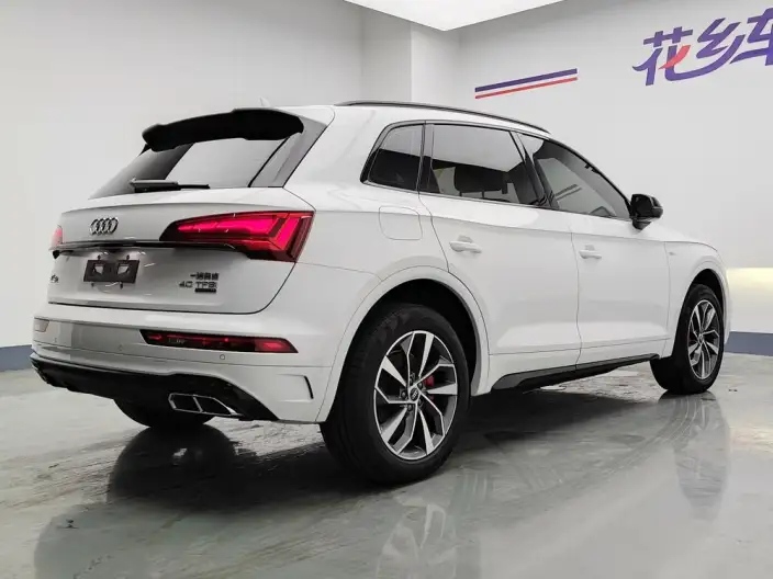 Audi Q5L 2023 Model 40T Luxury Dynamic Model – фото 7