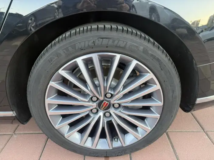 HONGQI H9 2022 Model 2.0T Smart Flag Enjoy Edition – фото 7