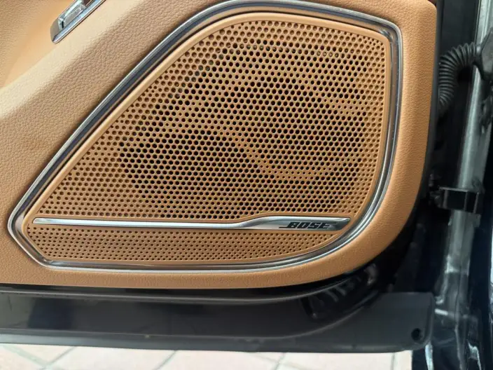 HONGQI H9 2022 Model 2.0T Smart Flag Enjoy Edition – фото 10