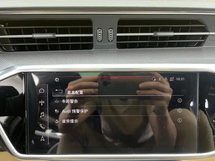 Audi A6L 2022 Model 55 TFSI quattro Exclusive Dynamic Model – фото 9
