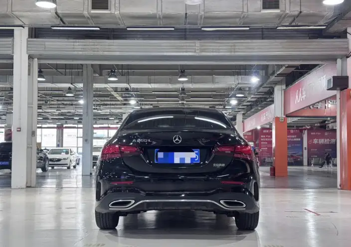 Mercedes-Benz A-class 2023 Model A 200 L Sports sedan Fashion Edition – фото 5
