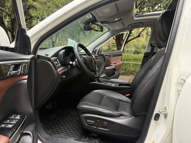 GAC Trumpchi GS8 2017 320T AWD Luxury Smart Connect 7-seat – фото 7
