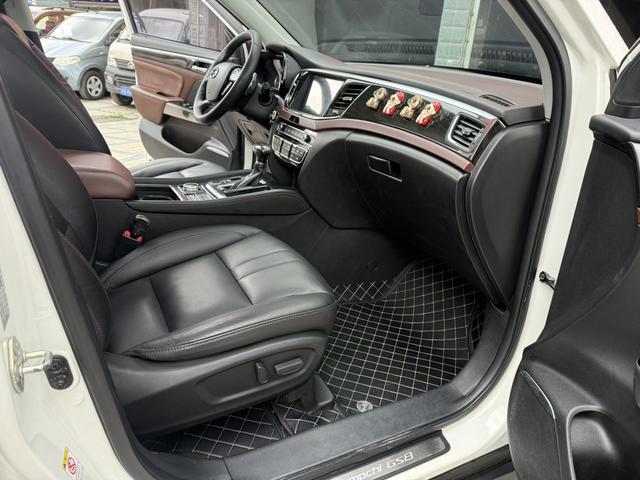 GAC Trumpchi GS8 2017 320T AWD Luxury Smart Connect 7-seat – фото 16
