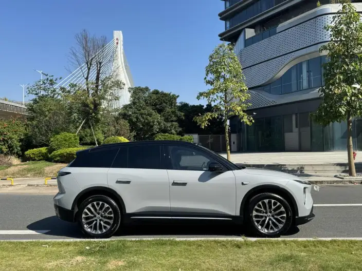 NIO ES6 2024 Model 75kWh – фото 7