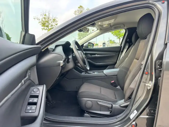 Mazda3 Axela 2023 Model 2.0L Automatic Zhi Engine Edition – фото 8
