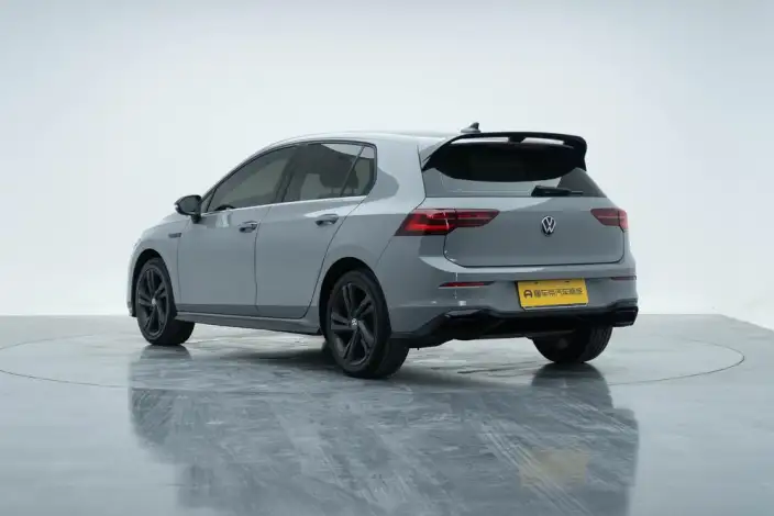 Volkswagen Golf 2021 Model 280TSI DSG R-Line – фото 5