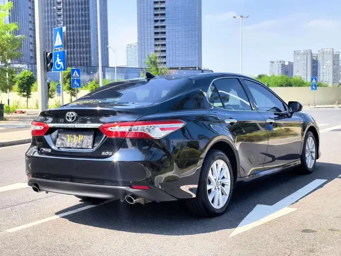 Toyota Camry 2021 Model 2.0G Deluxe Edition – фото 7