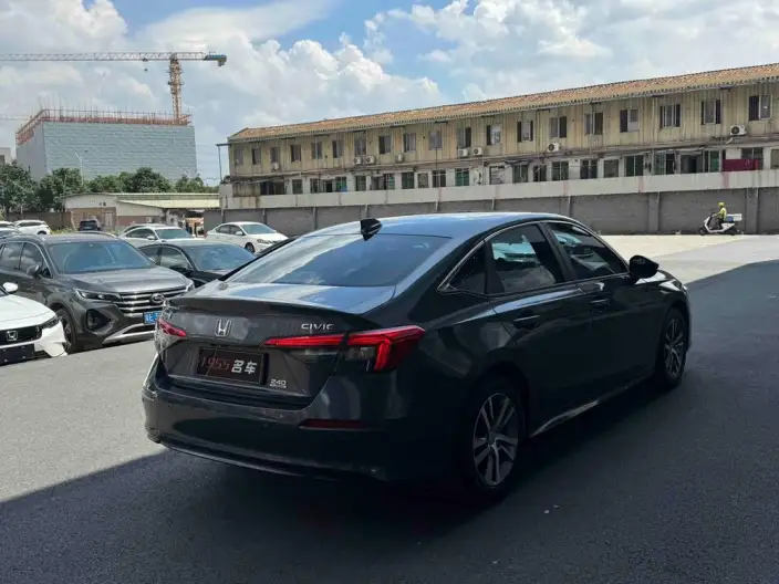 Honda Civic 2022 Model 240TURBO CVT Dynamic Edition – фото 6