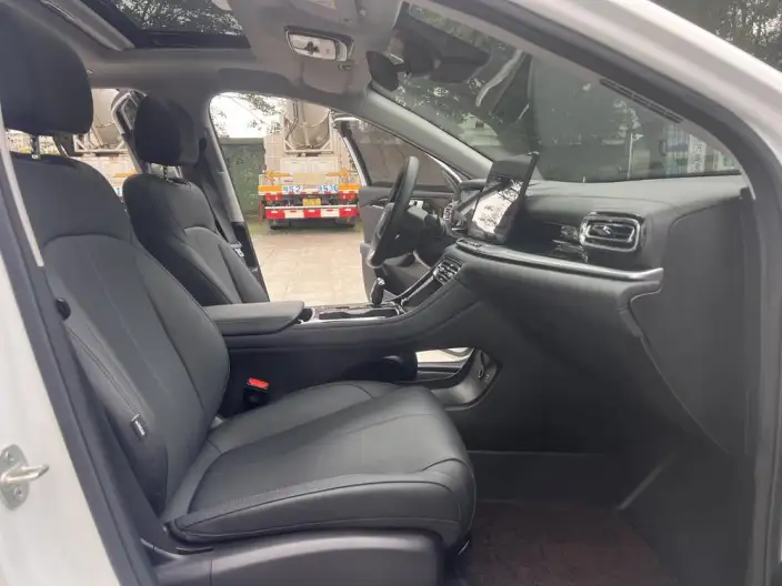 Geely Emgrand 2026 Model No. 5 Gen 1.5T DCT Noble Model – фото 10