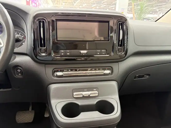 Viano 2024 Model 2.0T Business Edition 7 seat – фото 6
