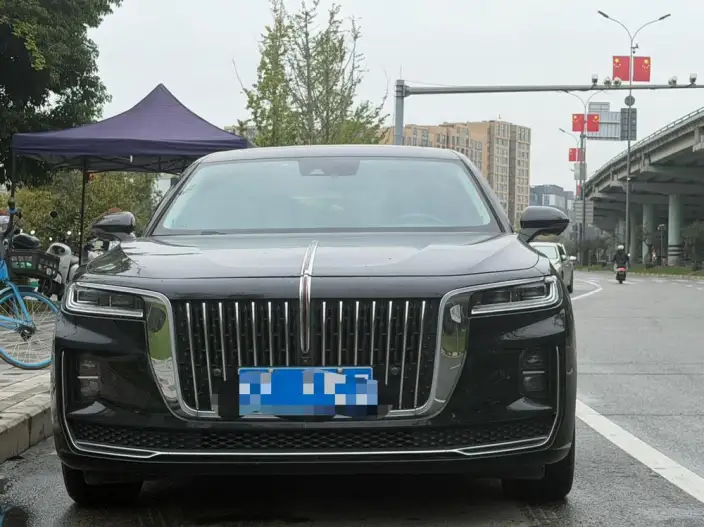 HONGQI H9 2022 Model 2.0T Smart Flag Enjoy Edition