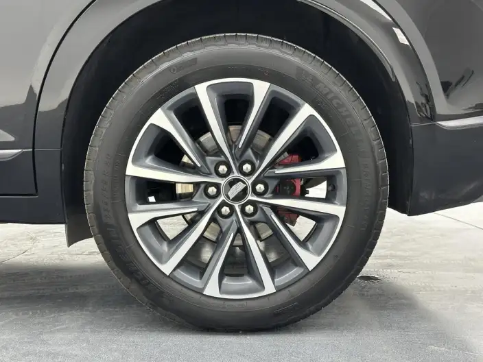 Cadillac XT5 2025 Model 28T 4WD Noble Model – фото 9