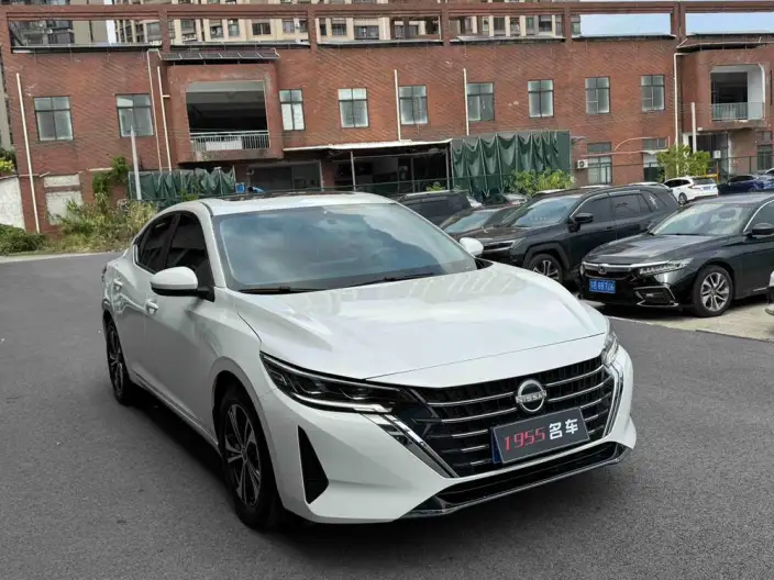 Nissan Sylphy 2023 Model 1.6L CVT Yuexiang Edition – фото 3