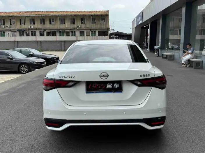 Nissan Sylphy 2023 Model 1.6L CVT Yuexiang Edition – фото 5